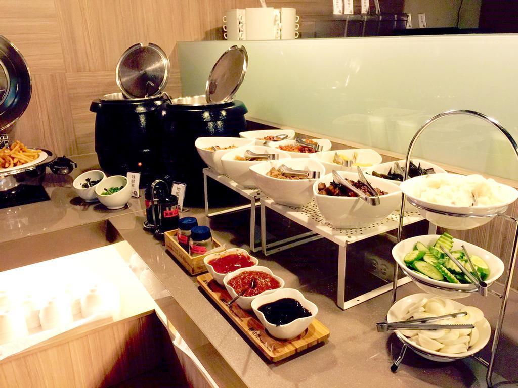 The Riverside Hotel העיר העתיקה הנגצ'ון מראה חיצוני תמונה